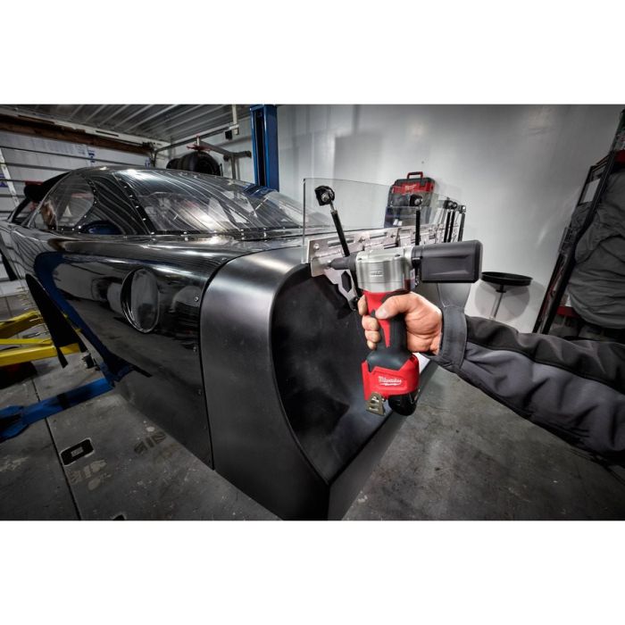 Заклепочник аккумуляторный MILWAUKEE M12 BPRT-201X Ø закл. 2,4-4,8мм (ЗУ+1акХ2ач+HDкейс)