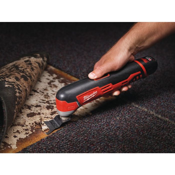 Многофункциональный инструмент аккумуляторный MILWAUKEE M12 MT-202B (ЗУ+2ак.Х2Ач+сумка)