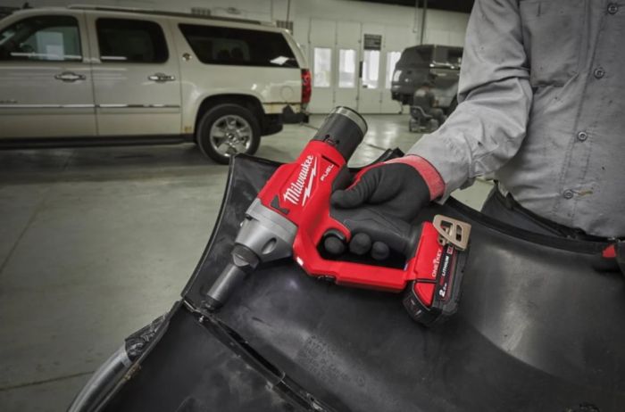 Заклепочник акумуляторний бесщеточный MILWAUKEE M18 ONEFPRT-0X (Ø4,8-7,0мм)(каркас+HDкейс)