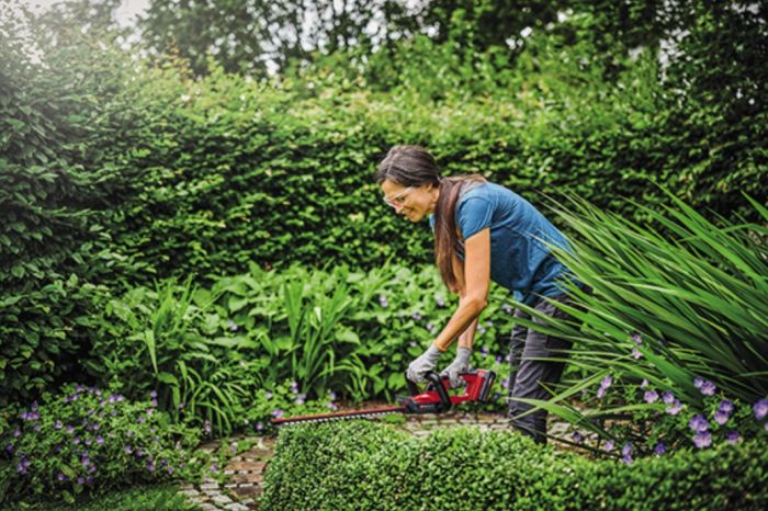 Кущоріз акумуляторний Einhell GE-CH 18/40 Li, 18В, PXC,  X-Change (без акум.), 18В, лезо 475 мм, довжина різу 400 мм