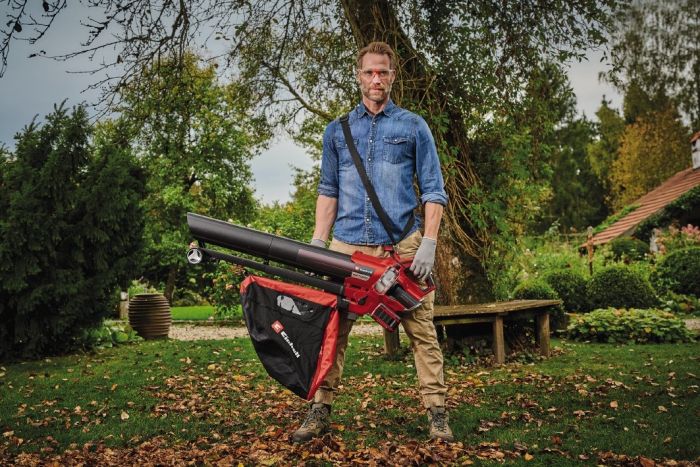 Акумуляторний садовий пилосос Einhell VENTURRO 36/240 (3433640) Всмоктування 740 м³/год, видування 240 км/год, TURBO, подрібнення 10:1, мішок 45 л