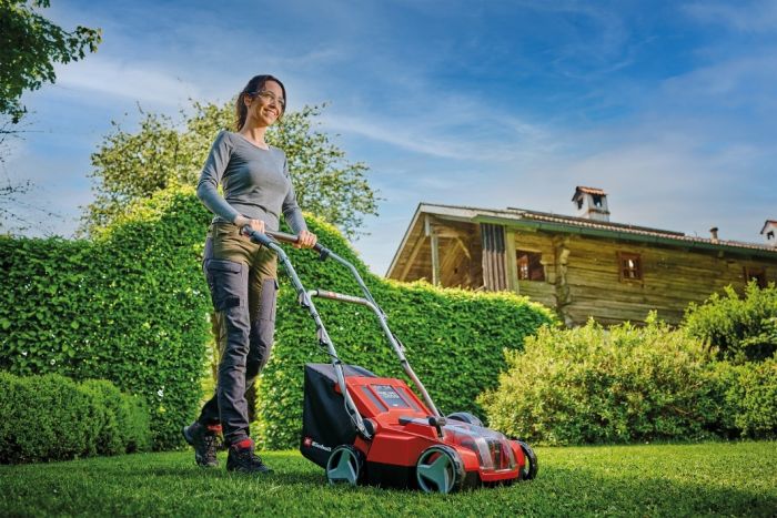 Скарифікатор акумуляторний Einhell GE-SA 36/35 Li - Solo (3420685) 36 В, безщітковий двигун, 16 ножів, 2 вали, травозбірник 28 л