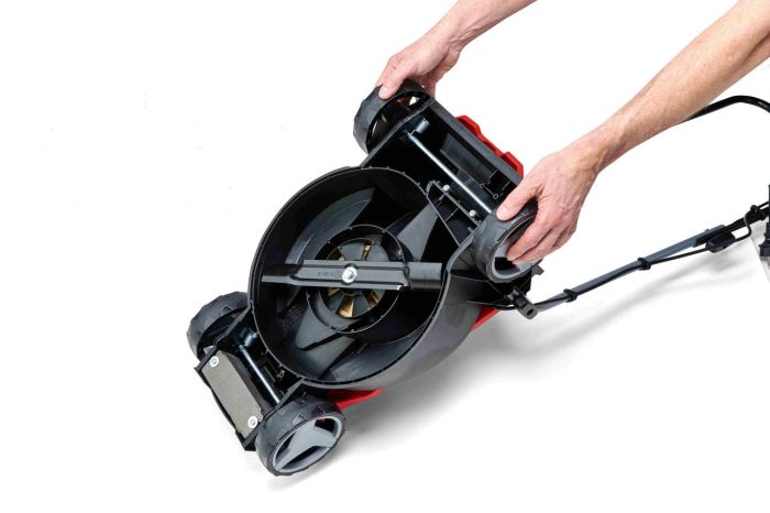 Газонокосарка електрична ,Einhell GC-EM 1000/32 , 1000 Вт, шир. 32 см, вис. 30-70 мм, бак 30 л, до 300 м2