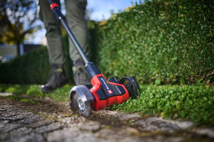 Пристрій для чистки стиків плитки акумуляторний  Einhell GE-CC 18/110 Li E-Solo  X-Change (без акум.), 18В, 1150-1500 об/хв, щітка 11 см, телескопічна ручка, в комплекті 1 жорстка і 1 м'яка щітки