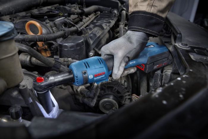 Акумуляторна викрутка з храповиком Bosch GRC 18V-60 Professional (06019N8000)