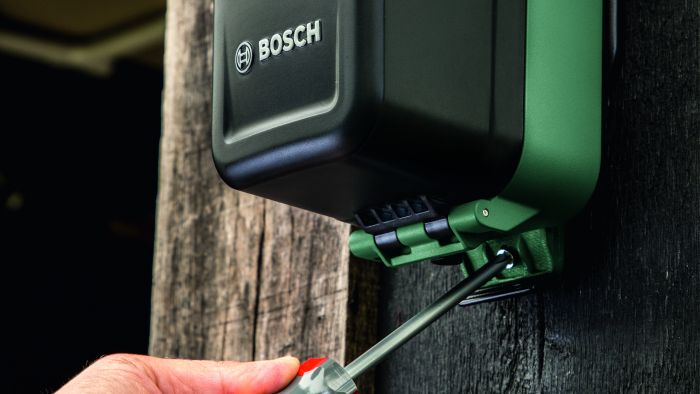 Акумуляторний насос Bosch GardenPump 18V-2000 (06008C4202)