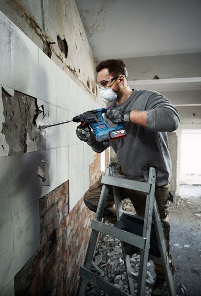 Акумуляторний перфоратор Bosch GBH 185-LI Professional (0611924020)