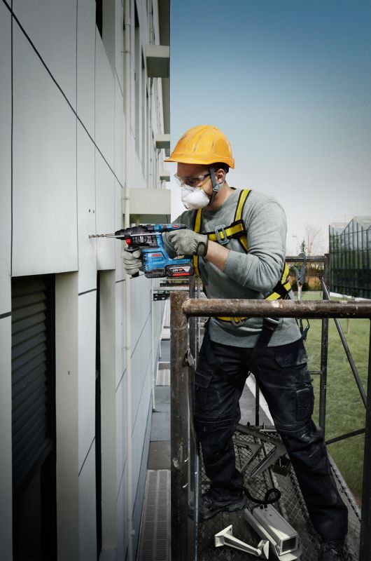 Акумуляторний перфоратор Bosch GBH 185-LI Professional (0611924021)