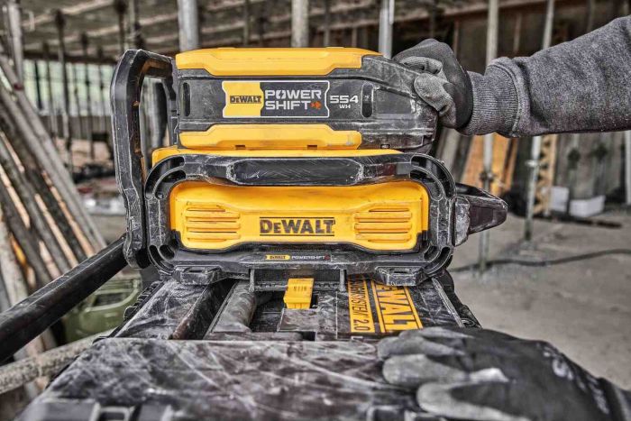 Акумуляторна батарея POWERSHIFT DeWALT DCBPS0554