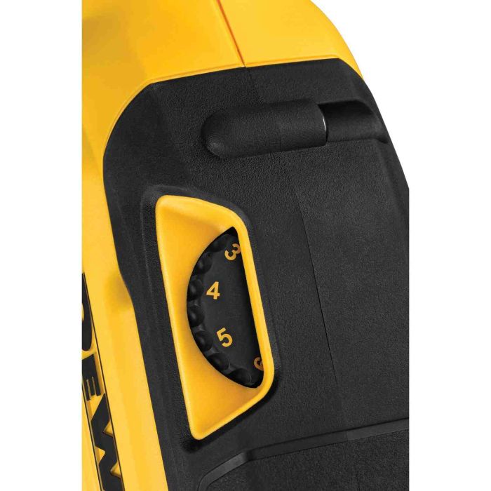 Шліфмашина ексцентрикова акумуляторна безщіткова DeWALT DCE800XW2