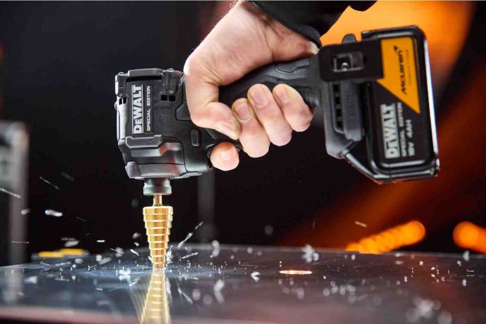 Шурупокрут ударний McLaren F1 TEAM SPECIAL EDITION DeWALT DCF86MM1T