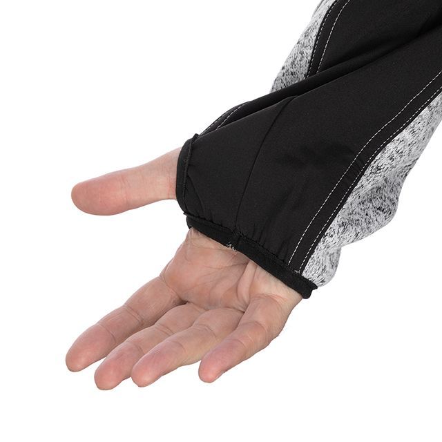 Куртка вязанная SOFTSHELL, серого цвета с черными вставками, ткань 100% полиэстер 270G, с карманом на груди и двумя боковыми, M INTERTOOL SP-3112