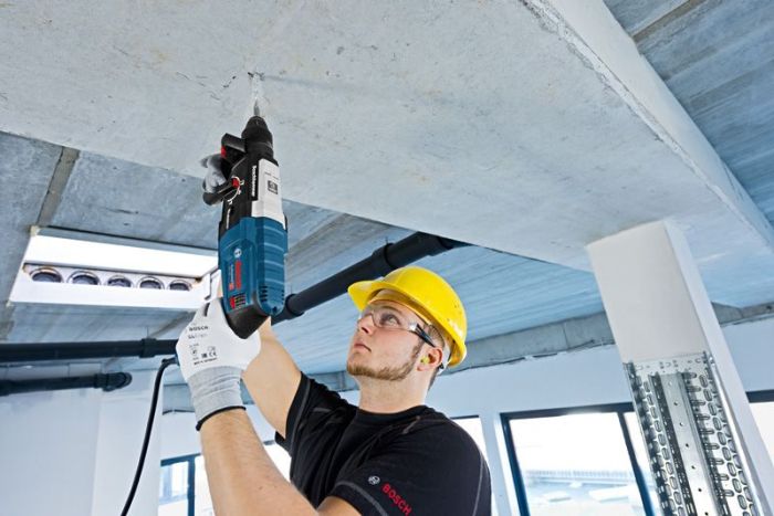 Перфоратор Bosch GBH 2-28 Professional (0611267500)