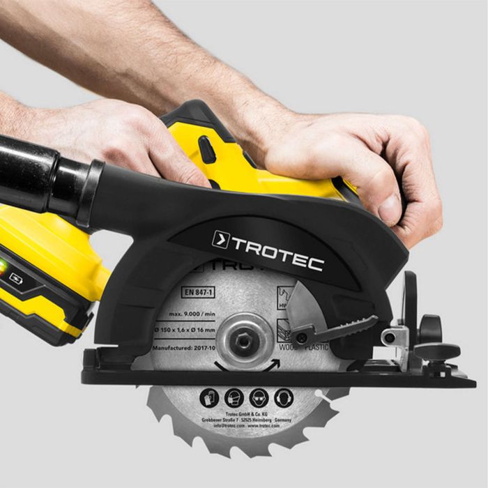 Пила циркулярна акумуляторна Trotec PCSS 10-20V + кейс (4430000110)