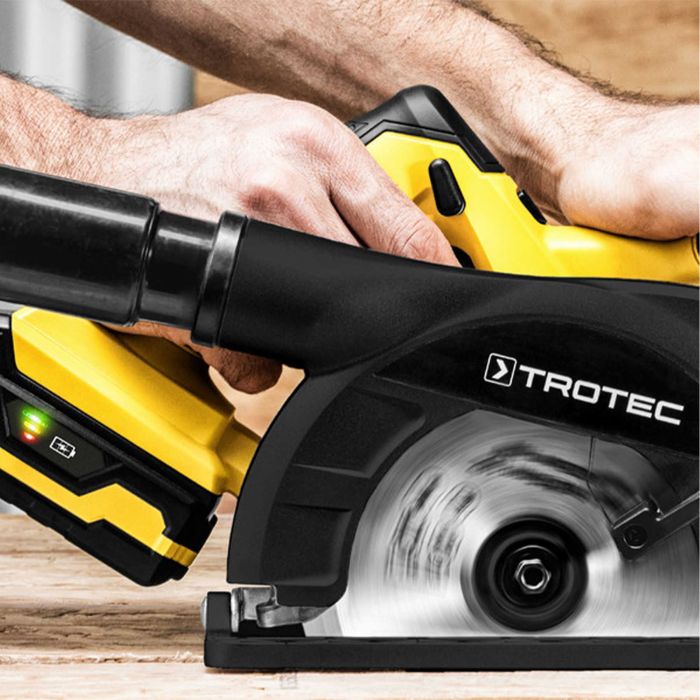 Пила циркулярна акумуляторна Trotec PCSS 10-20V + кейс (4430000110)