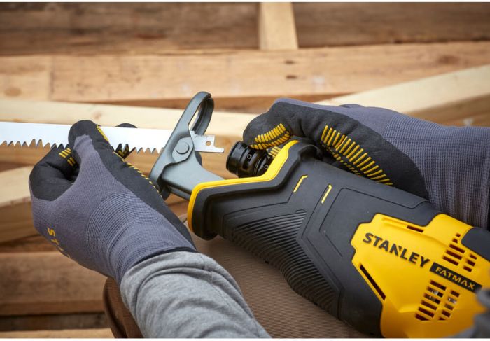 Пила шабельна акумуляторна STANLEY FATMAX SFMCS300B