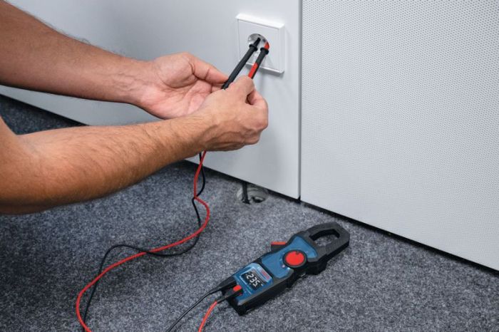 Струмовимірювальні кліщі Bosch GMC 600-15 Professional (0601077600)