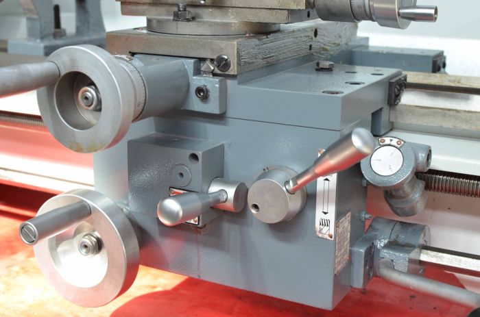 Верстат токарно-гвинторізний FDB Maschinen Turner 280x750G